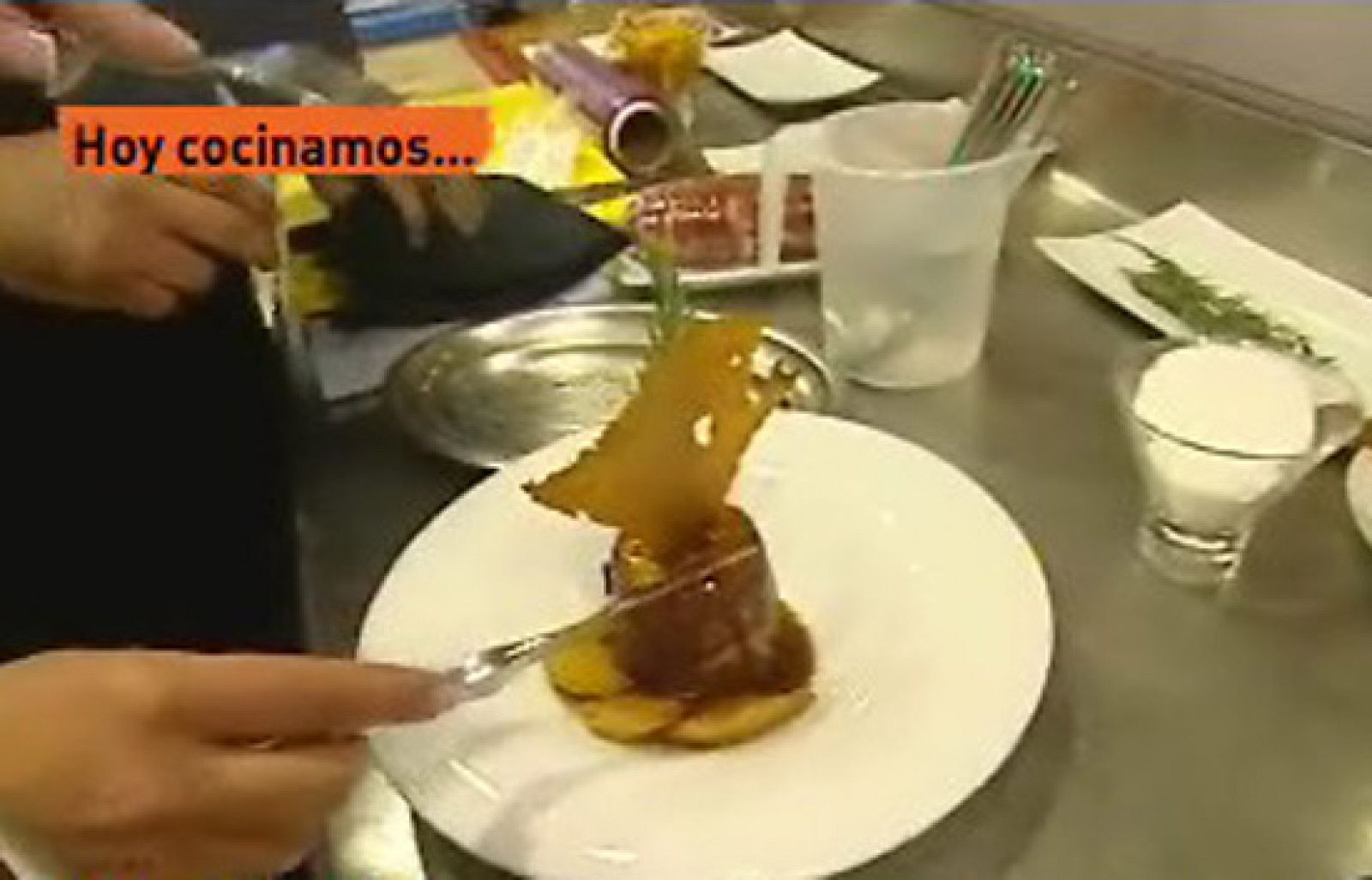 España Directo - Cochinillo confitado con presa ibérica - RTVE Cocina | Ver