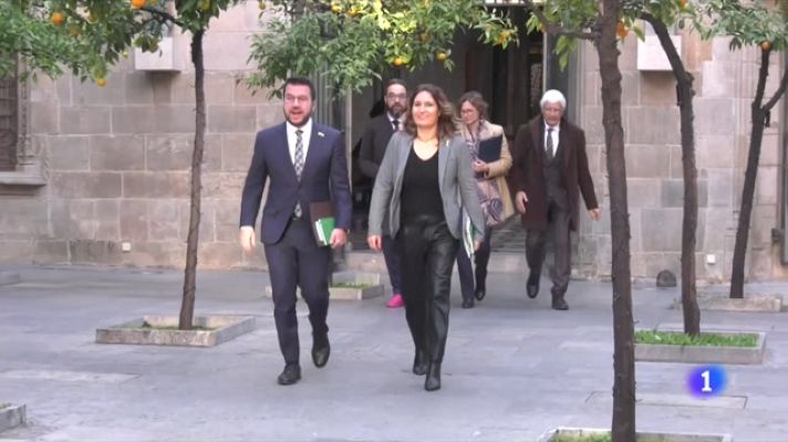 L'Informatiu - Pedro Sánchez tanca la porta al referèndum