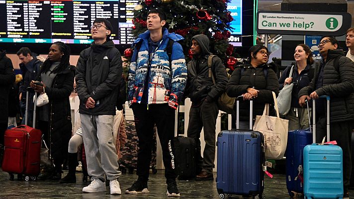 Telediario 2 - Las huelgas continúan en Reino Unido con paros convocados por los conductores de autobús