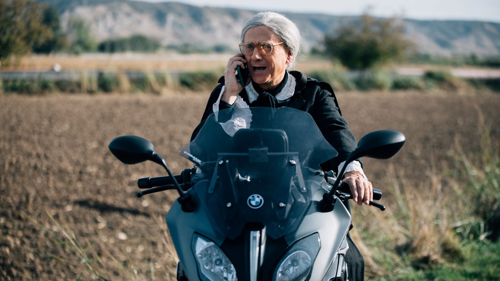 La Vieja'l Visillo baila 'Despechá', de Rosalía