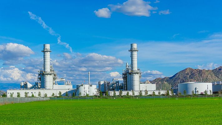 Telediario 1 - Quemar gas para generar electricidad: ¿cómo funcionan las centrales de ciclo combinado?