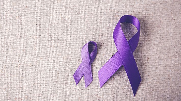 Telediario 1 - Las autonomías, en alerta por la violencia machista