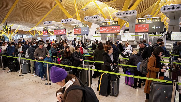 Telediario en lengua de signos - Telediario - 15 horas - 30/12/22 - Lengua de signos