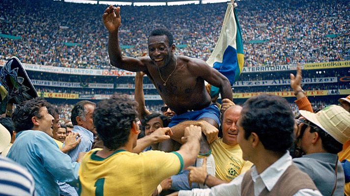 Telediario 1 - "Completo", "perfecto", "fuerte": así recuerdan a su Pelé