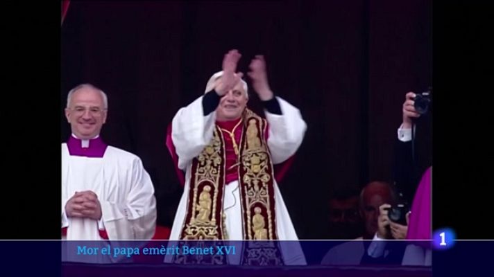 L'Informatiu - Catalunya recorda el Papa emèrit Benet XVI