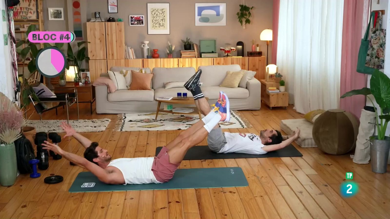 Cesc Escolà i Jordi Cruz fan una rutina de TABATA HIIT a 'FitMés' - Veure ara