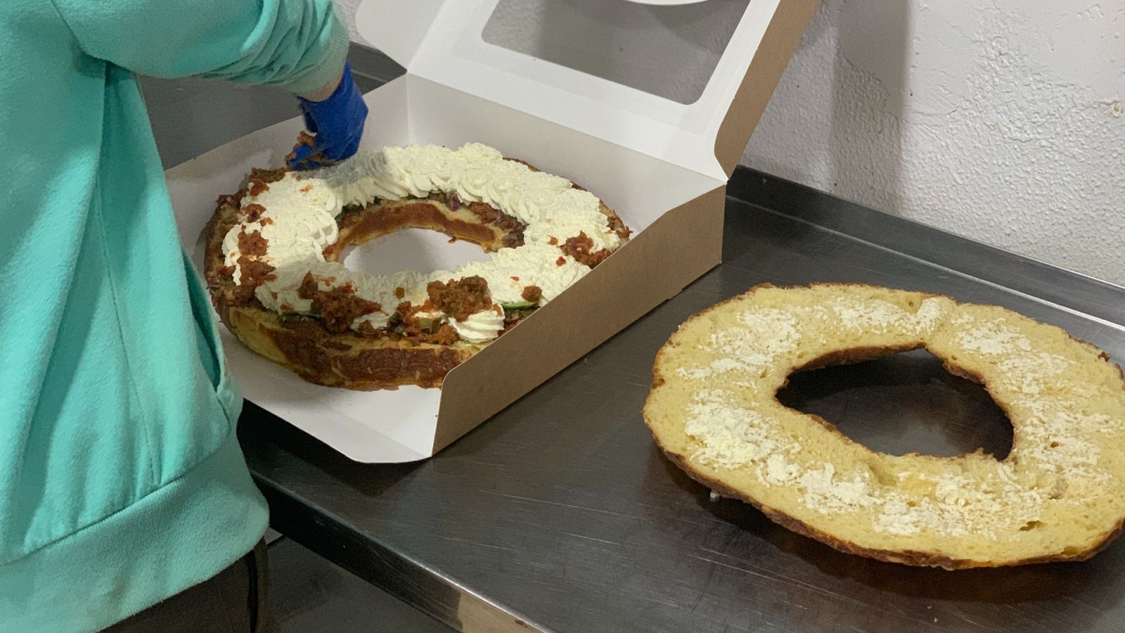 Al roscón de reyes le ha surgido un competidor: el panettone | Ver