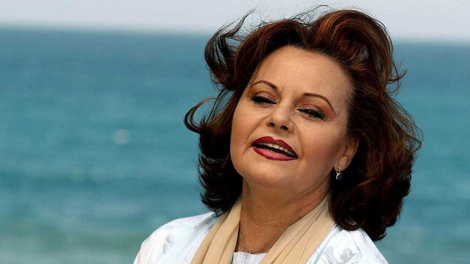 Rocío Durcal y Rosalía en la lista de los mejores cantantes de la historia de 'Rolling Stones' | Ver