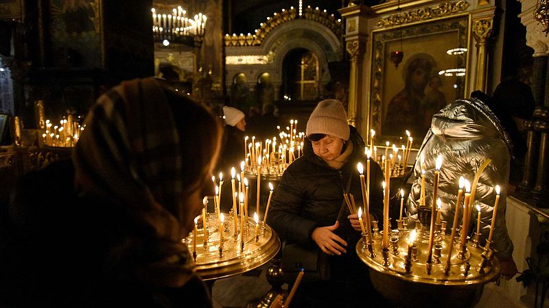 Celebrar la Nochebuena cerca del frente de guerra | Ver
