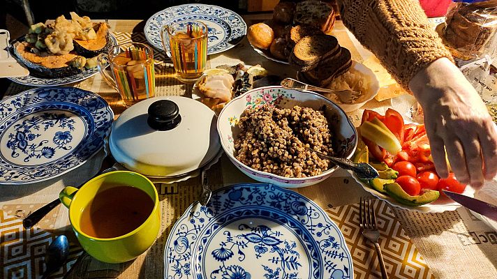 Telediario Fin de Semana - Los ucranianos refugiados en España celebran su Navidad más amarga