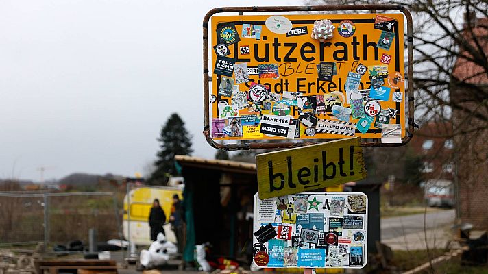 Telediario 1 - Alemania desaloja un pueblo para poder explotar más carbón