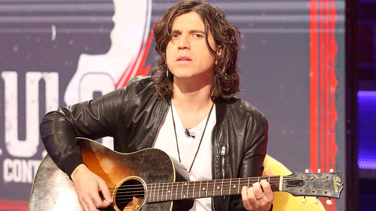 Culturas 2 - Entrevista al músico Raúl Gutiérrez, Rulo - Culturas 2 | Ver