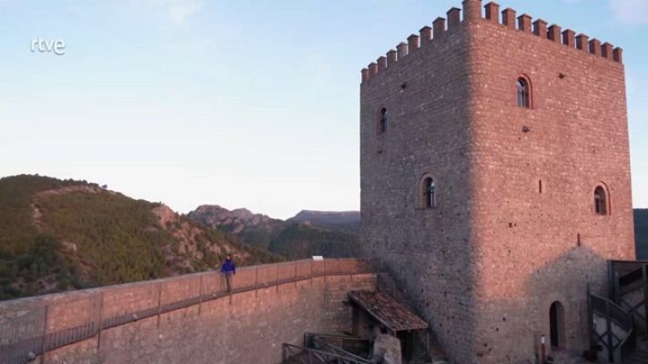 Aquí la Tierra - Castillo de Segura de la Sierra, historia y tradición