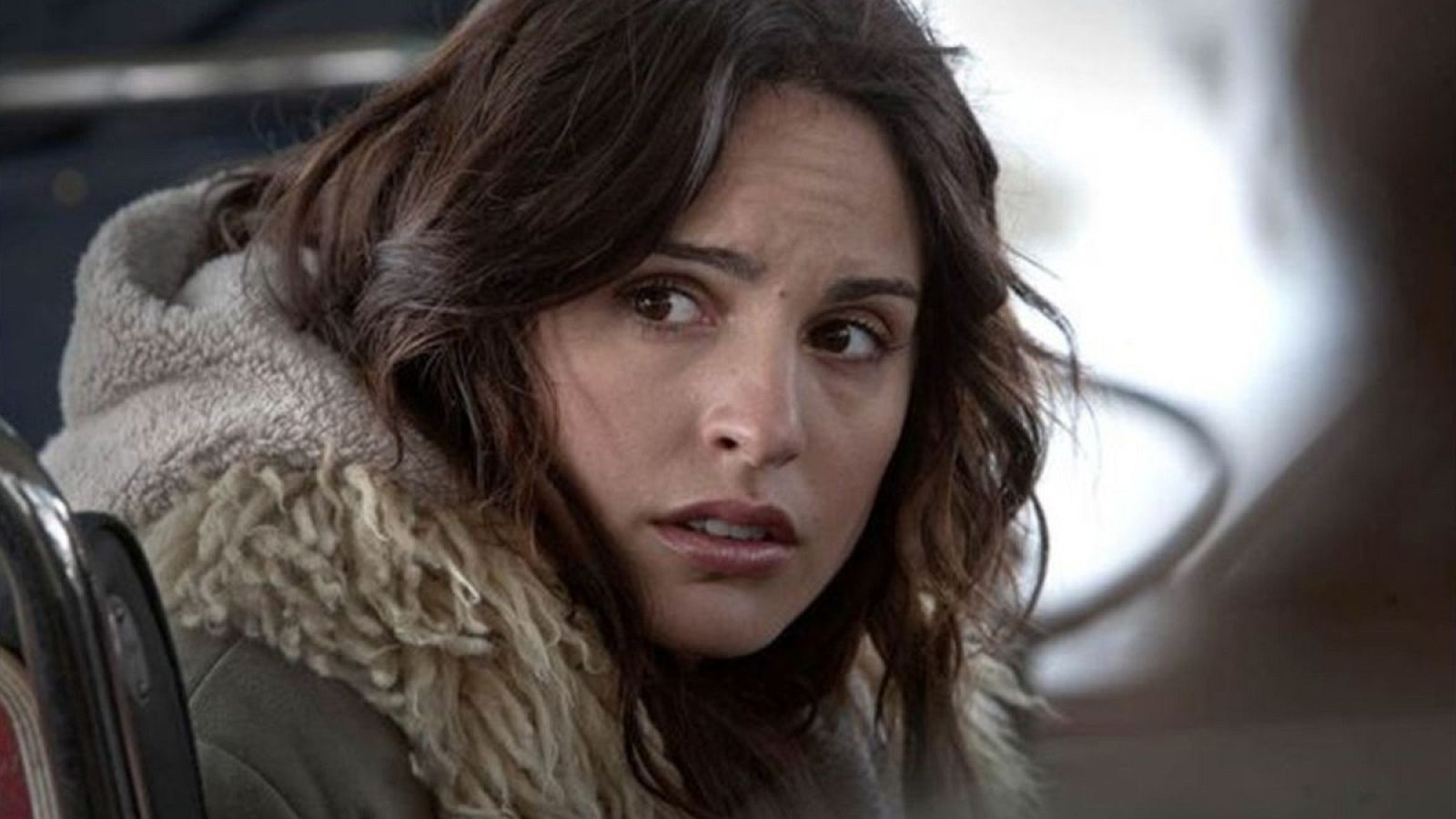 Verónica Echegui estrena la comedia 'El libro del amor' | Ver