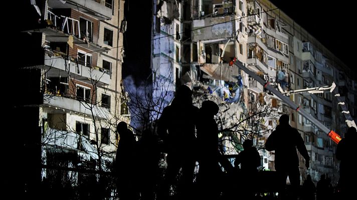 La hora de La 1 - 30 muertos y más de 70 heridos en un ataque en Dnipro