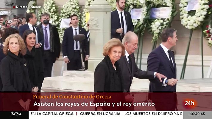 Informativo 24h - Doña Sofía y Juan Carlos I llegan al funeral de Constantino
