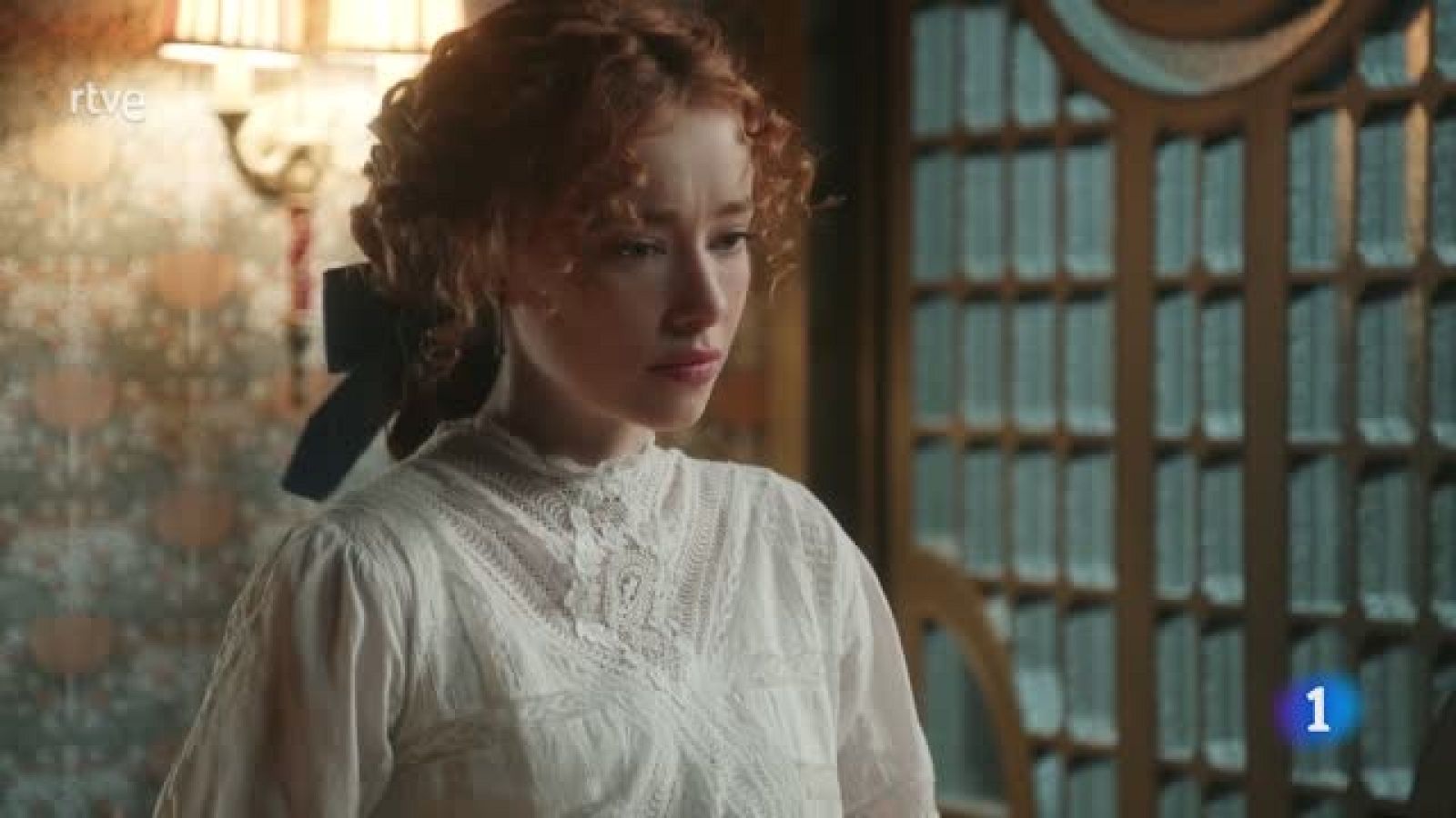 La Promesa: Primer beso Leonor y Mauro - La promesa | Ver