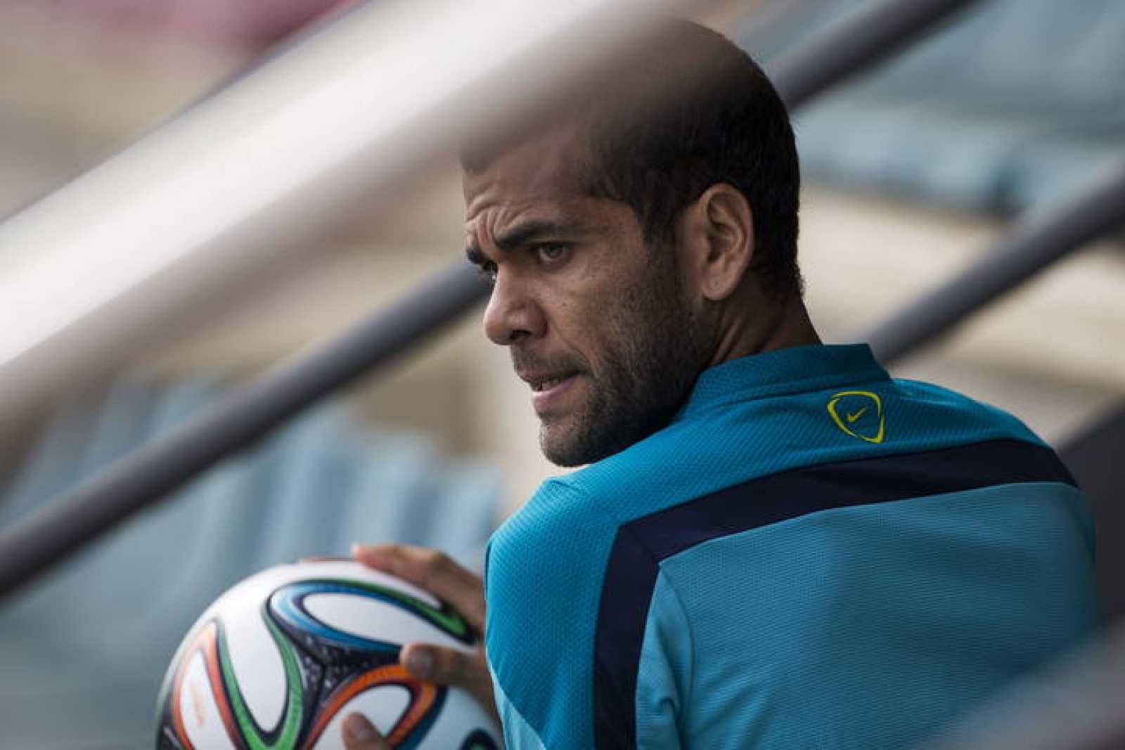 Dani Alves, detenido por una presunta agresión sexual a una mujer | Ver