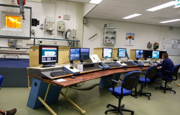  - Visitamos un almacén nuclear