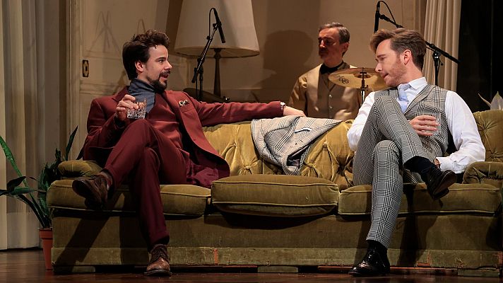 Telediario 1 - Llega a Madrid la obra de teatro 'La importancia de llamarse Ernesto'