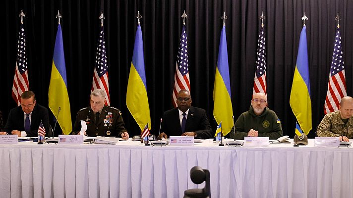 Telediario 2 - La reunión de la OTAN en Ramstein acaba sin una decisión sobre el envío de los Leopard