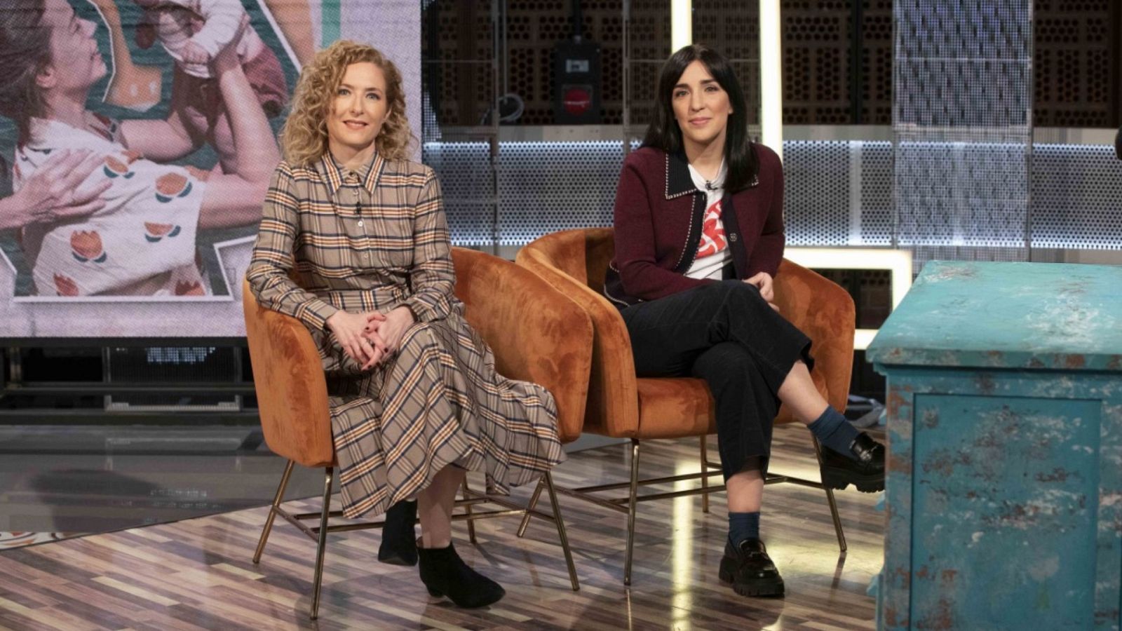 Culturas 2 - Con Alauda Ruiz de Azúa y María del Puy María del Puy Alvarado - ver ahora