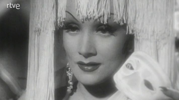 De película - Los caballeros las prefieren rubias