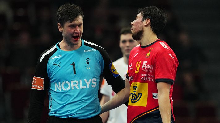 Mundiales de Balonmano - Gran enfado de Landin tras un lanzamiento de Dani Dujshebaev