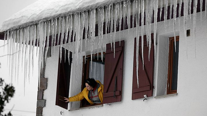 Telediario Matinal - Cerca de 30 provincias están en riesgo por temperaturas muy frías