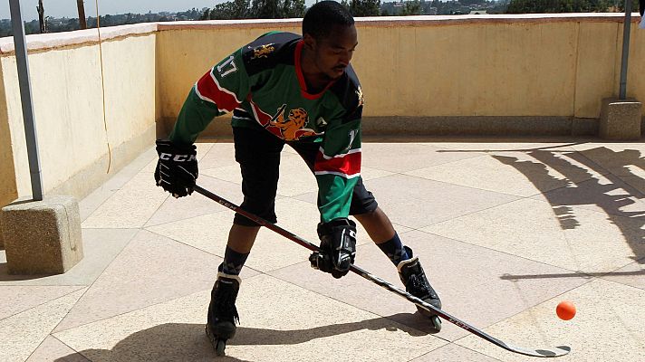 Hockey sobre hielo - Jugar al hockey hielo en Kenia: así lo hace Benjamin Mburu