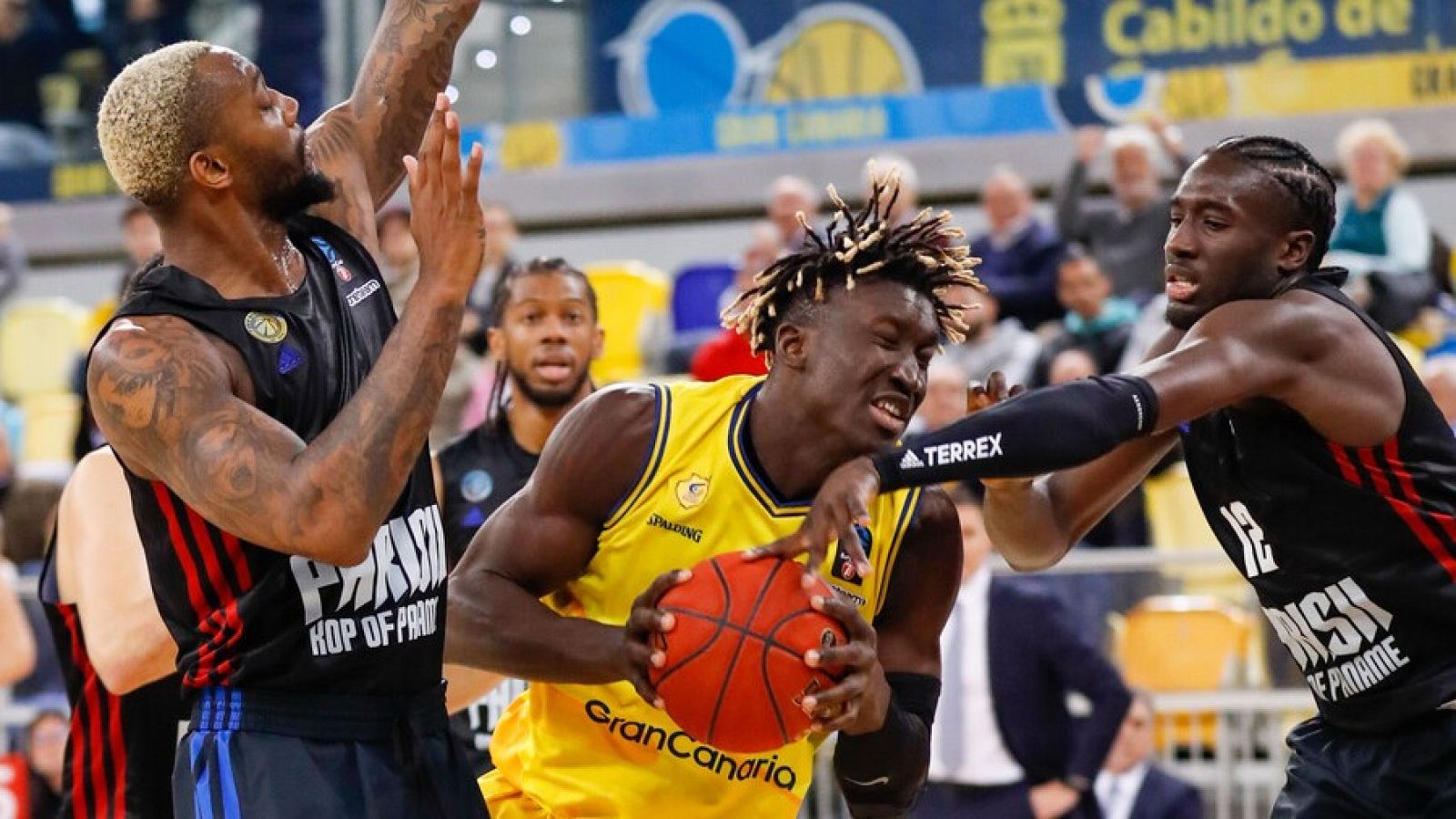 Festín ofensivo de Gran Canaria para vencer y consolidar el liderato en la Eurocup