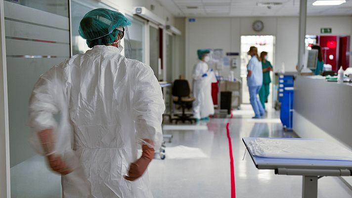 Telediario 2 - Lamata y Matesanz llaman a auxiliar al sistema de salud