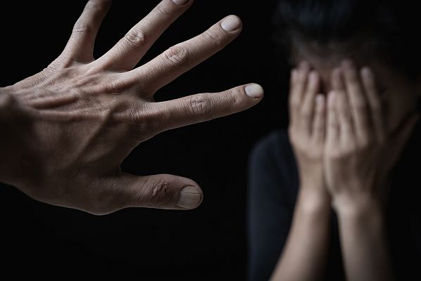 Hablando claro - Jurista, sobre la agresión en directo en TikTok: "Es un delito perseguible de oficio, la justicia actúa aunque la víctima no quiera denunciar"