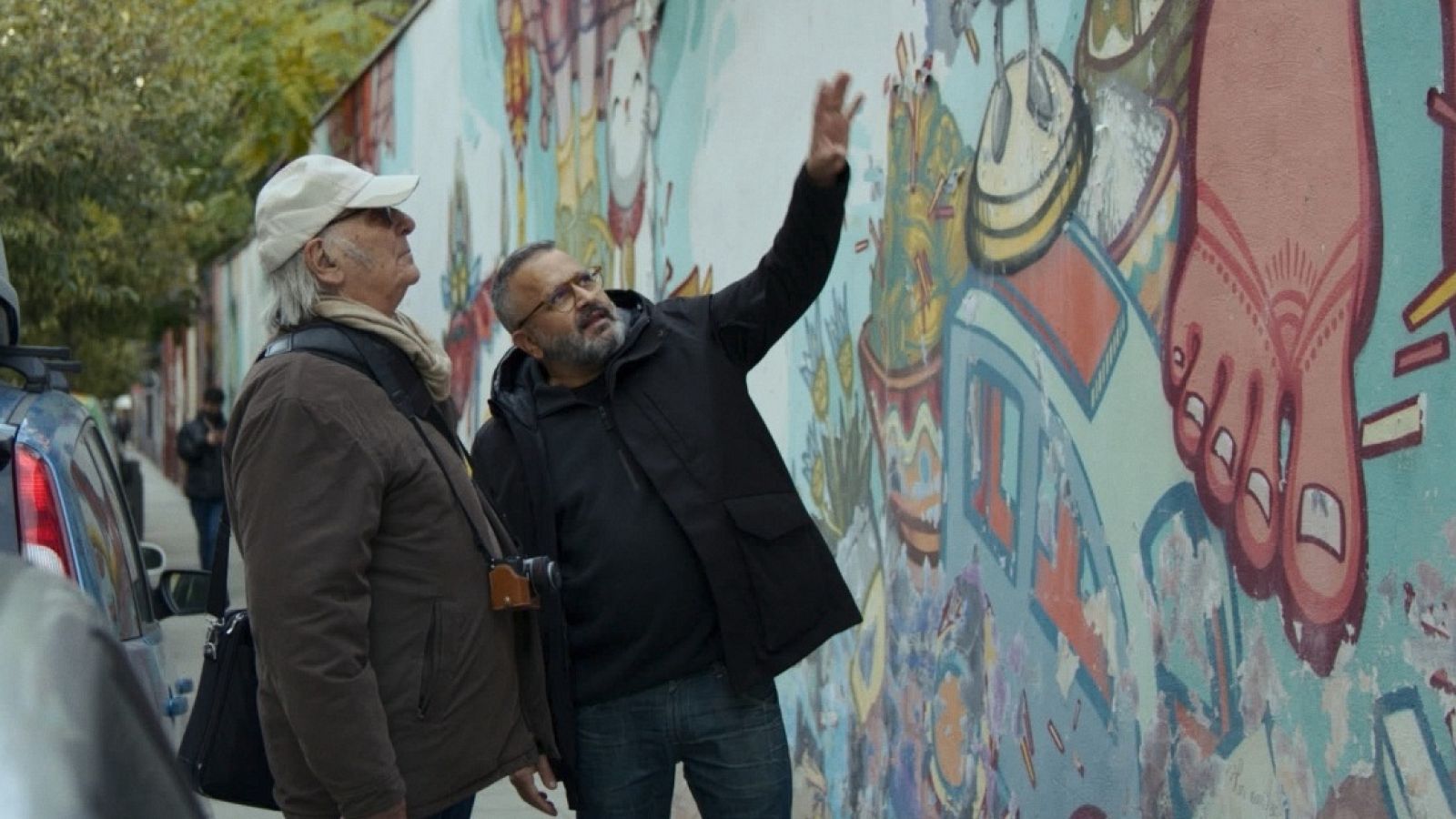 Carlos Saura estrena su nuevo documental: 'Las paredes hablan' | Ver