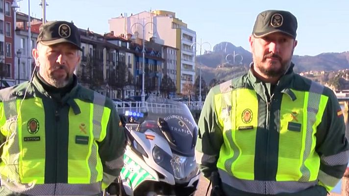 La hora de La 1 - Dos agentes salvan a una mujer con una RCP