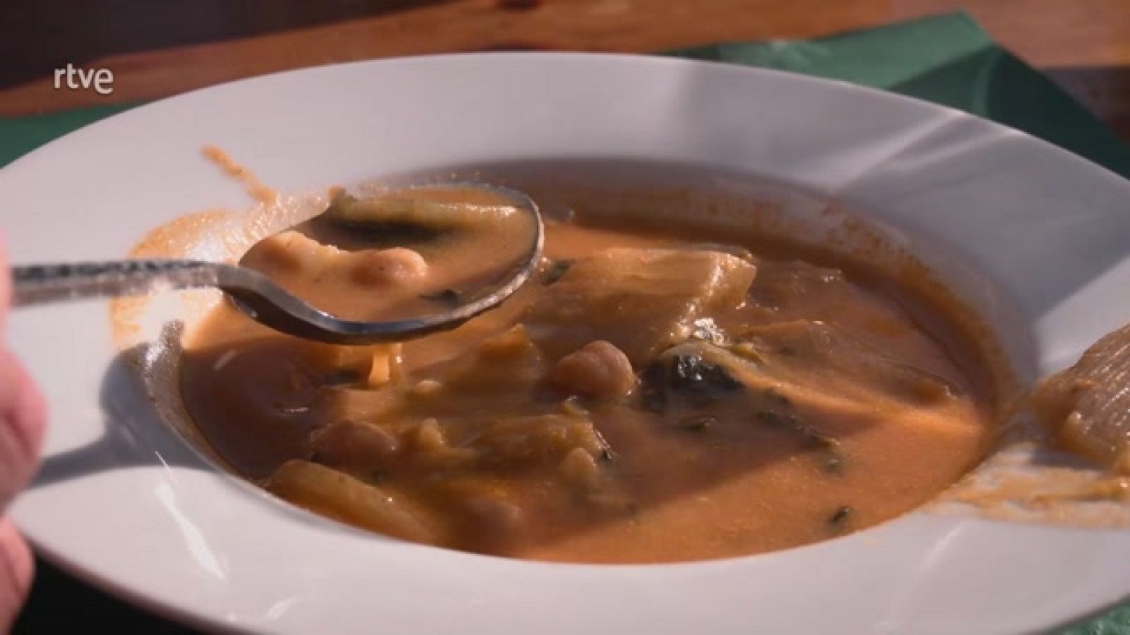 Así se hace el potaje gitano, el favorito de Enrique Morente - Ahora o nunca | Ver