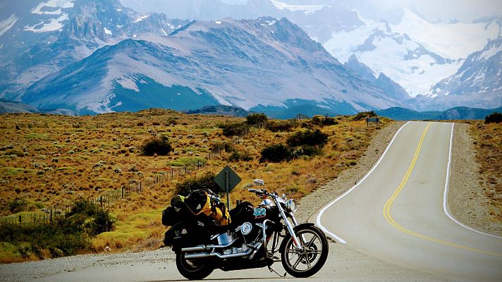 Telediario 1 - El reto de ir de Ushuaia a Alaska en moto se para en Perú
