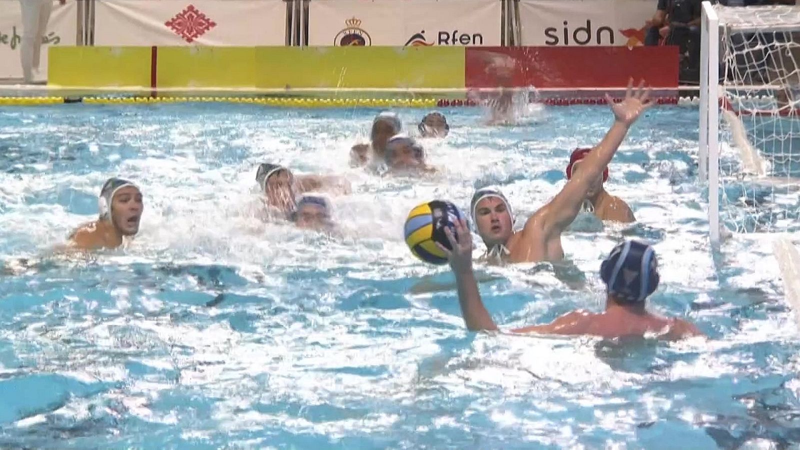 Waterpolo - Copa del Rey. 1/4 final: CE Mediterrani - CN Barcelona - ver ahora