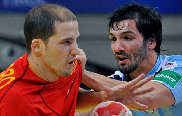  - España cumple sin recompensa