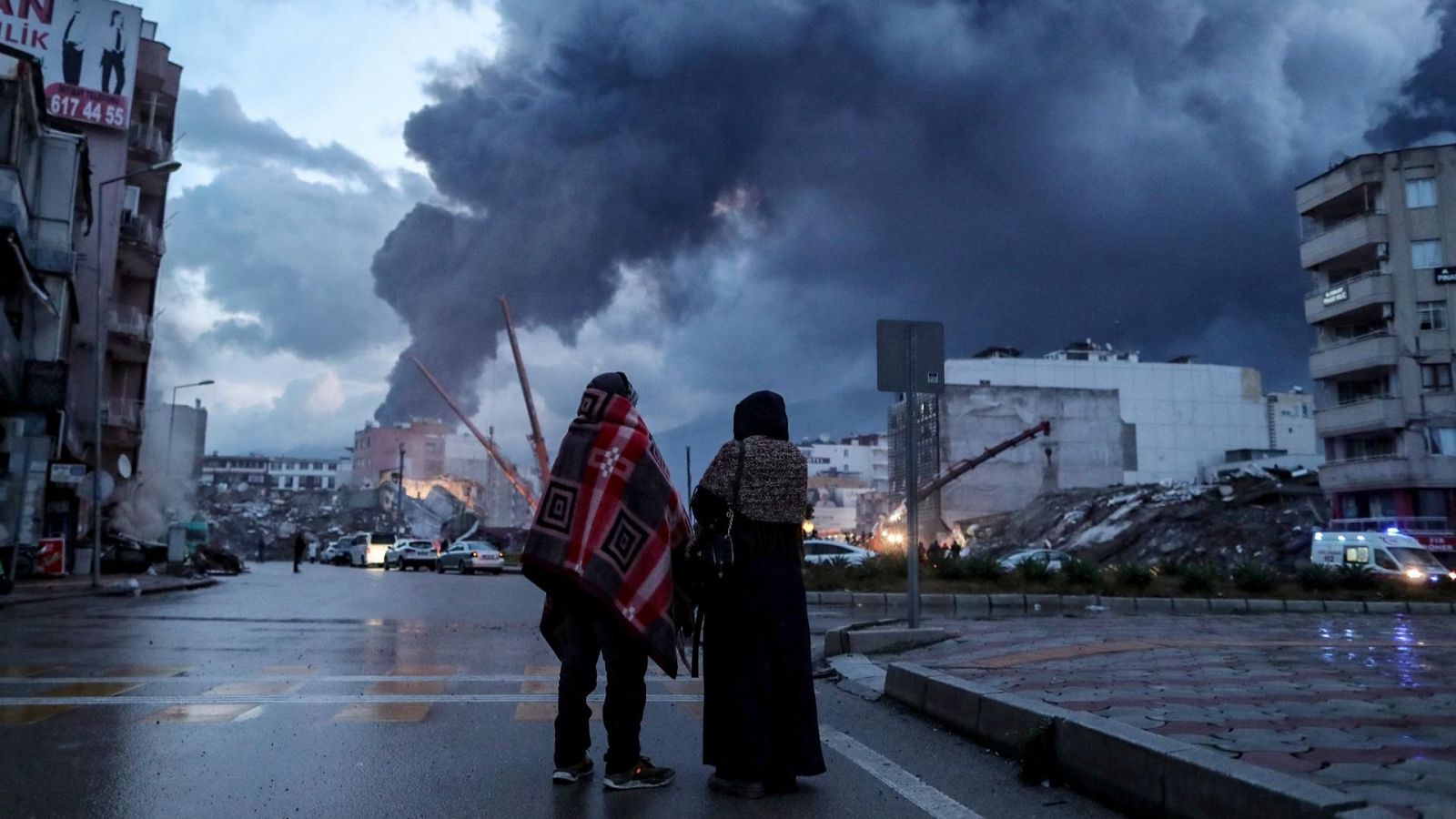 Fadji Najjar, cura en Alepo: "No hemos dormido, cada hora viene gente a las parroquias" - Ver ahora