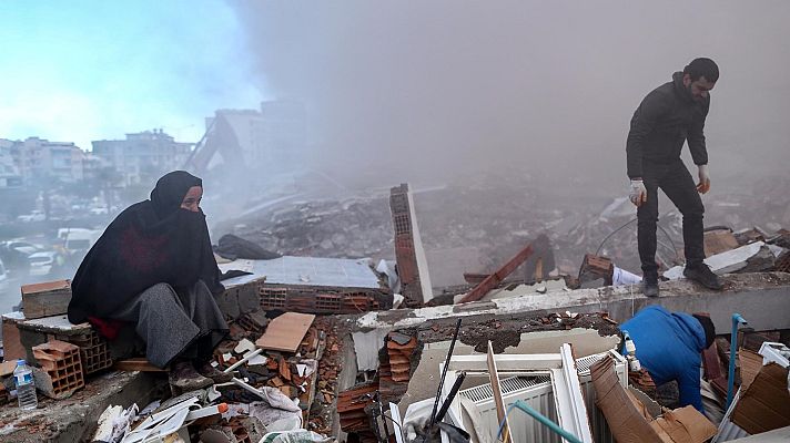 Hablando claro - Español en Turquía: "La preocupación se nota en la calle"