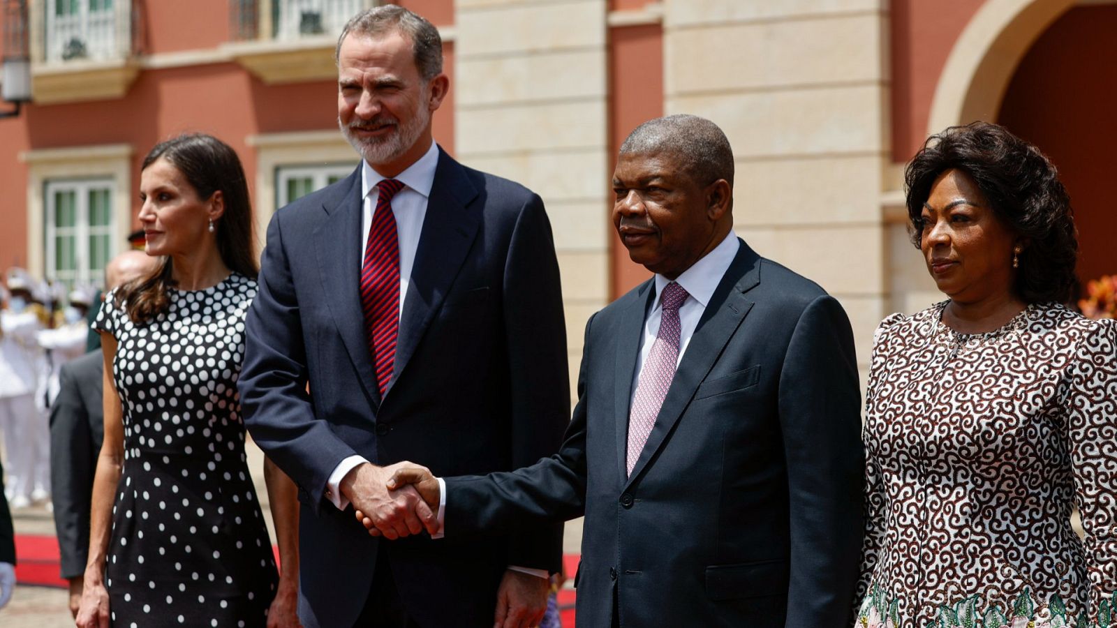 Los reyes llegan a Angola en su primera visita de Estado al país africano