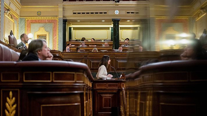 Informativo 24h - El Congreso aprueba la ley de bienestar animal que excluye a los perros de caza con los votos de PSOE, Podemos, ERC y Bildu