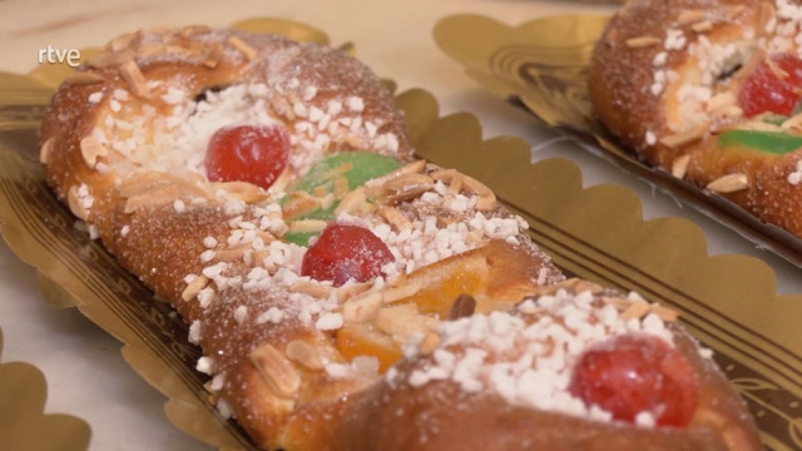 Cocinando coca de San Juan con Ona Carbonell | Ver