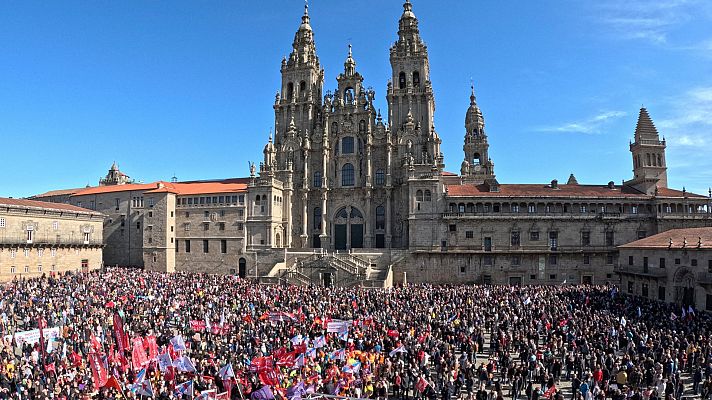 Informativo 24h - Santiago de Compostela clama contra "desmantelamiento" de la sanidad pública