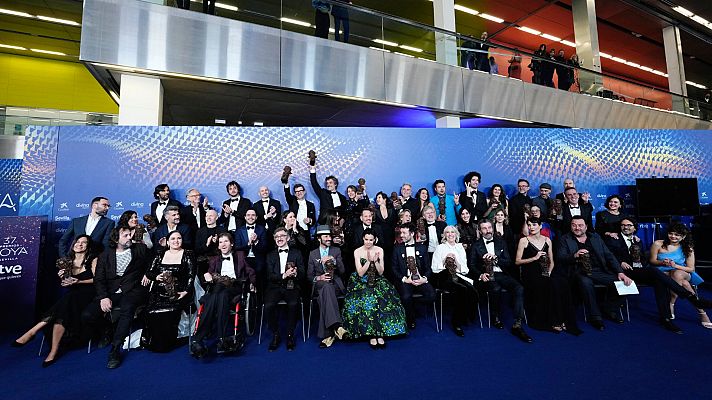 Telediario Fin de Semana - 'As bestas' cumple con los pronósticos y triunfa en los Goya