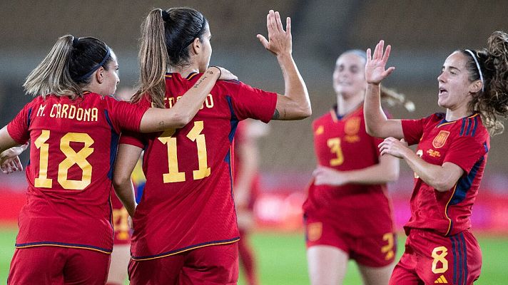 Telediario 1 - La selección española, en Australia para disputar la Copa de Naciones