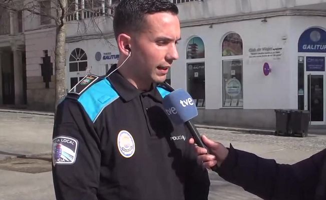 Hablando claro - El primer policía de etnia gitana de Galicia: "Quiero dar esa visibilidad para los niños, que vean que pueden llegar a lo que quieran"