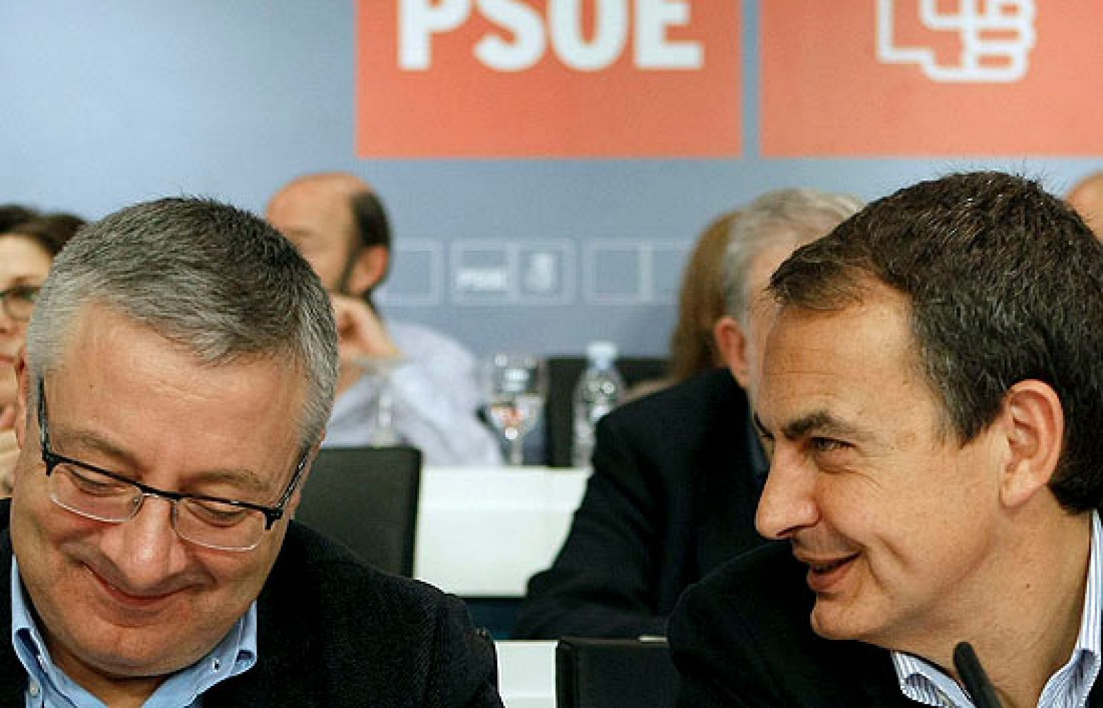 Zapatero ve razonable el aumento en la edad de jubilación | Ver