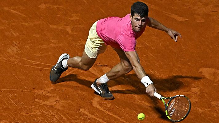 Telediario Matinal - Carlos Alcaraz reaparece con victoria en Argentina